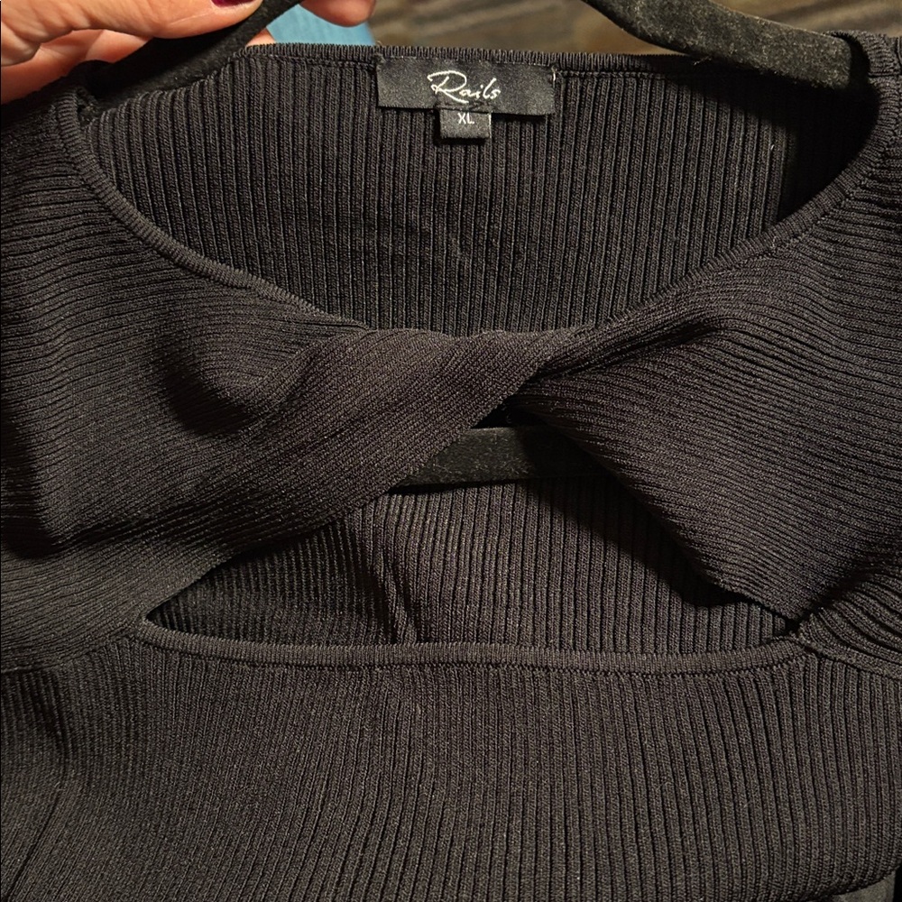 Rails Black Ribbed Top - Picture 6 of 7